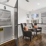 Two Adjacent Homes In 12 South And Belmont Area Sleeps 20 People *