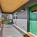 Julep House - Private Hideaway 5 Min From Downtown