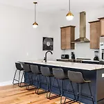 Holiday home Side-by-side Homes With Hot Tubs - Sleeps Over 20 Guests *