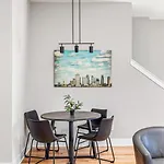 Spacious Nash For 12 Guests With Rooftop Views And Hot Tub Holiday home Nashville