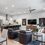 Side By Side Nash Homes - Relaxing Rooftop Patios