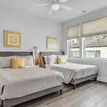 Nash Getaway - Private Rooftop Patio - Sleeps 12