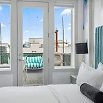 The Southern Lady - Newly Renovated Spacious Patio *