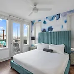 The Southern Lady - Newly Renovated Spacious Patio Holiday home Nashville