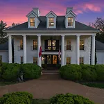 Music City Manor