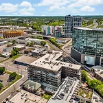 Boots On Broadway In Downtown With Parking, Pool, Gym * Nashville