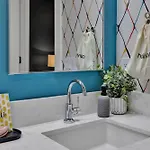 Apartment Boots On Broadway In Downtown With Parking, Pool, Gym Nashville