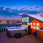 4 Rooftop Decks 4 Hot Tubs Game & Sauna *