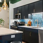 The Crescendo - On Music Row Apartment