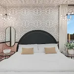 Luxe Nashville Trio Sleeps 21 And Rooftop Access