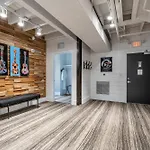 Skyline Suite With Penthouse & Rooftop Deck 6Br By Maddox Hotel