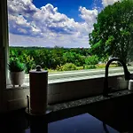 Riverfront Bliss Nashville