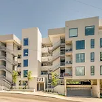 Stylish Riverfront Condo Eve 305 - Free Parking