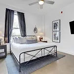 Centennial Park Near Broadway Sleeps 4 Holiday home Nashville
