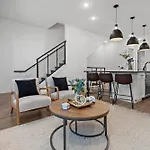 Nashville Group Getaway - 2 Homes Rooftops 28