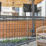 Landing Modern 1Bd Rooftop Lounge Gym