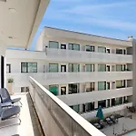 Illume 319 Apartment *