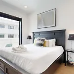 Illume 319 Apartment
