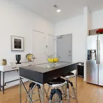 Illume 319 Apartment *