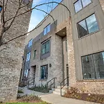 Nashville Group Getaway - 2 Homes Rooftops 28