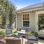 Wildcat Cottage Enchanting Home Ten Minutes To Downtown