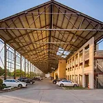 Uncork And Unwind Free Parking Pool Walk To Broadway! * Nashville
