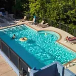 Uncork And Unwind Free Parking Pool Walk To Broadway! Apartment *