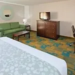 La Quinta By Wyndham Airport 3*