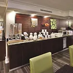 La Quinta By Wyndham South Hotel 2*
