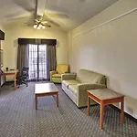 Hotel La Quinta By Wyndham South