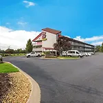 Red Roof Inn Plus+ Nashville Airport