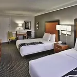 La Quinta By Wyndham South Hotel