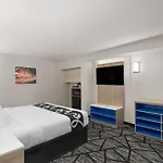 Hotel La Quinta By Wyndham South 2*