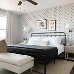 Cherokee By Avantstay Apartment