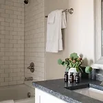 Cherokee By Avantstay Apartment *