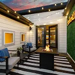 Walk To Vanderbilt And Belmont With Garage And Rooftop Deck