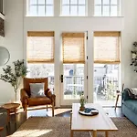 Penthouse In 12 South With Balcony, Near Broadway!