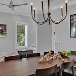 Tenor - Private Rooftop - 8 Mins To Broadway