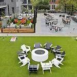 Luxurious Downtown Corner Views 2 Bed 2Bath 61