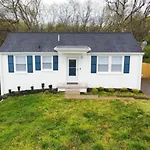 New Listing The Playhouse With Spa Games & More