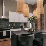 Starr Piano - Roxie And Carraway - 8 Bedrooms Nashville