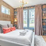 8Br Rooftops With Hot Tub Fire Pit Skyline Views