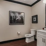 Starr Piano - Highball And Bellamy - 8 Bedroom *