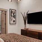 Holiday home Starr Piano - Roxie And Carraway - 8 Bedrooms Nashville