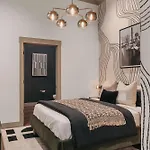 Starr Piano - Roxie And Carraway - 8 Bedrooms Holiday home *