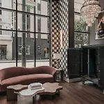 Starr Piano - Highball And Bellamy - 8 Bedroom *