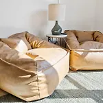 Apartment New Stylish Nash Townhouse W Hot Tub & Rooftop Nashville