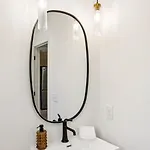New Stylish Nash Townhouse W Hot Tub & Rooftop Apartment