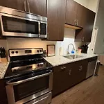 The Nash Luxe, Pool, Gym, Nightlife! Apartment *