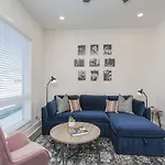 Music Retreat By Local Holiday home *
